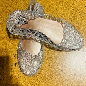 Silver jelly glitter flats